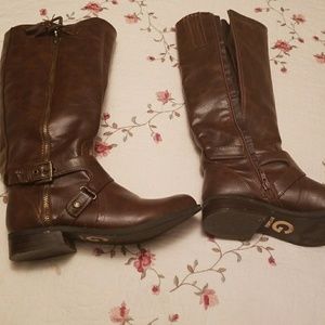 Guess boots